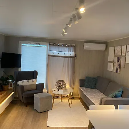 Bujajac W Oblokach Nr 22 Holiday home *